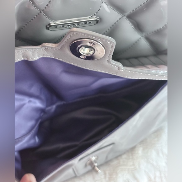 COACH Poppy Line in Silver “Liquid Gloss” Purse/Bag - Picture 10 of 11